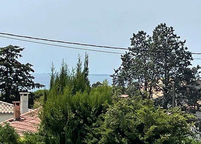 Casa de hóspedes Deux Dans Proche De La