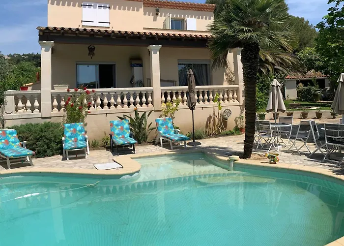 Deux Dans Proche De La *